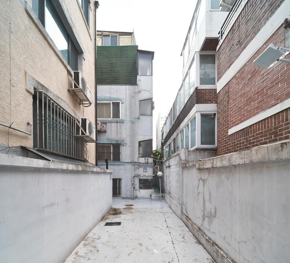 Jinsim House In Hongdea Apartment Seoul Exterior photo